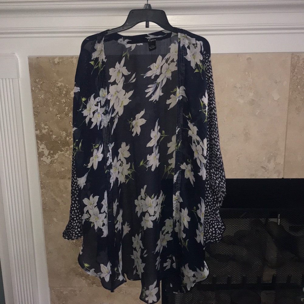 OSFM Cejon floral shawl